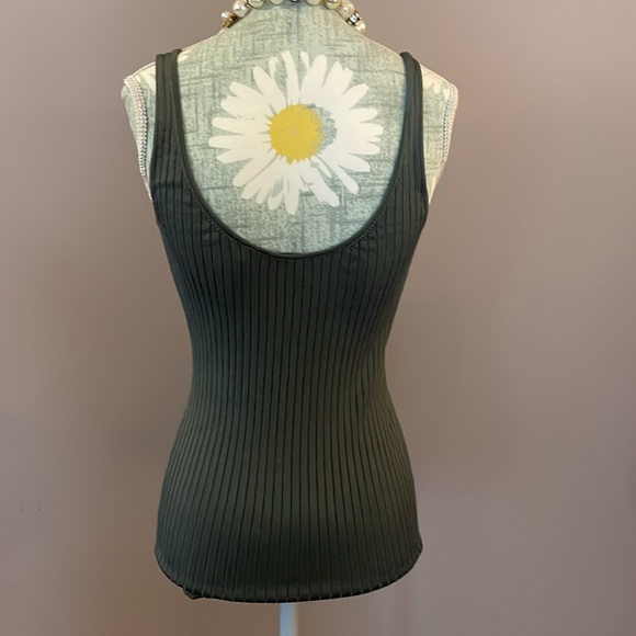 Ted Baker Olive Green Ribbed Tank – Size 1 (XS/Small) - Picture 2 of 4